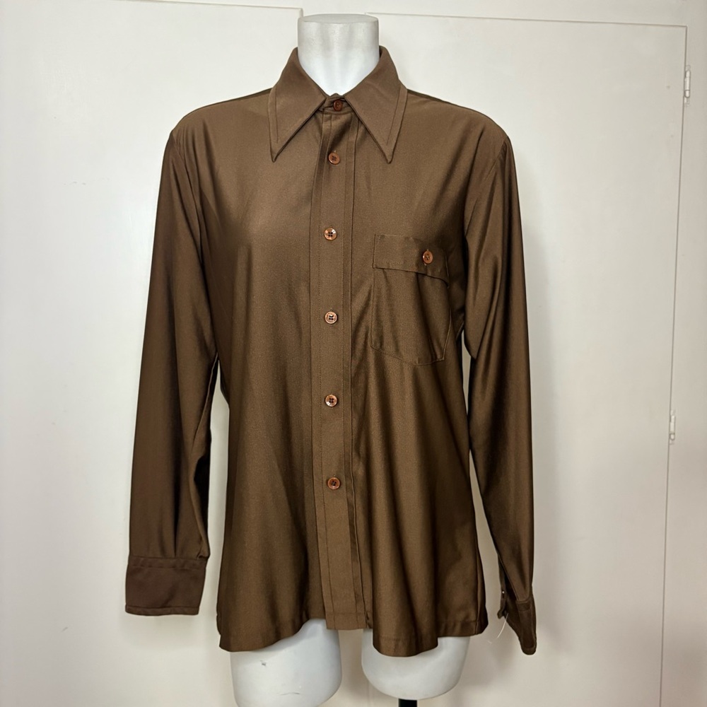 Vintage 70s Macy’s Brown Knit Nylon Button Up Dagger Collar Shirt